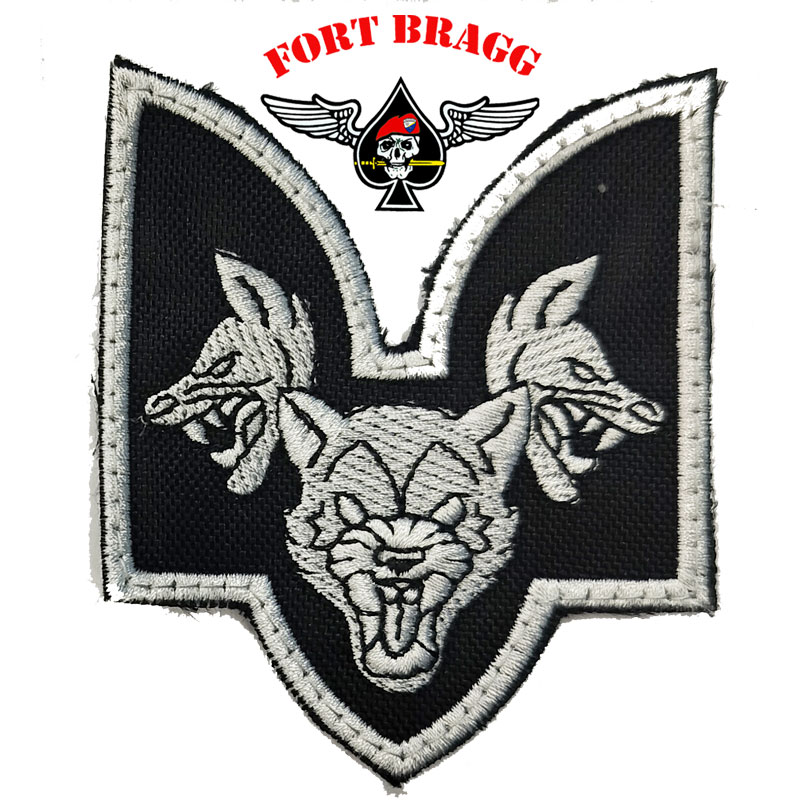 PATCH MILITARE ESERCITO UCRAINO TRIDENTE CON LUPI