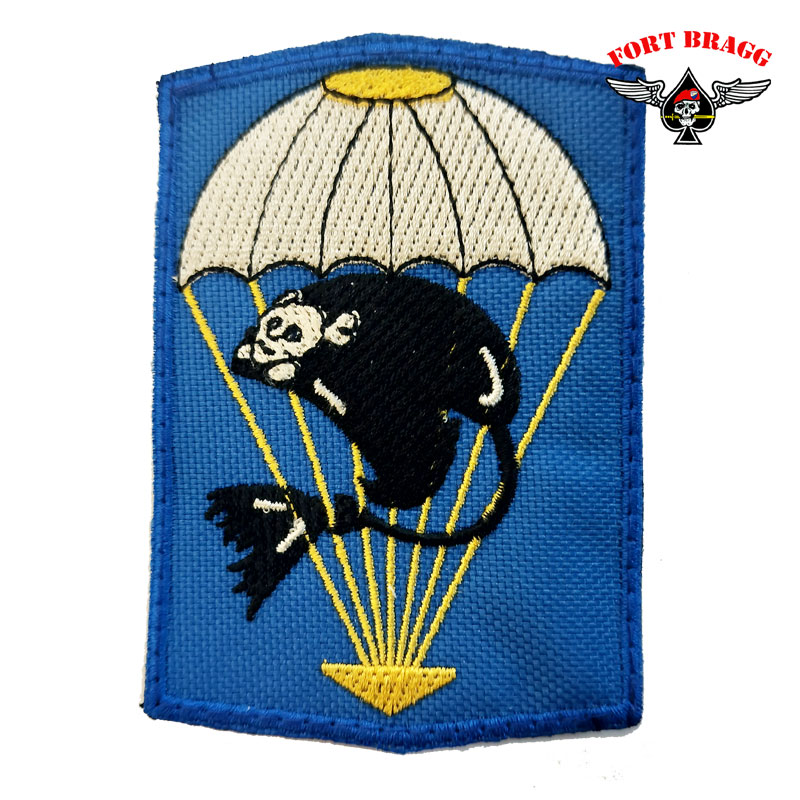 PATCH OMERALE PARACADUTISTI CON PARACADUTE E FEZ NERO